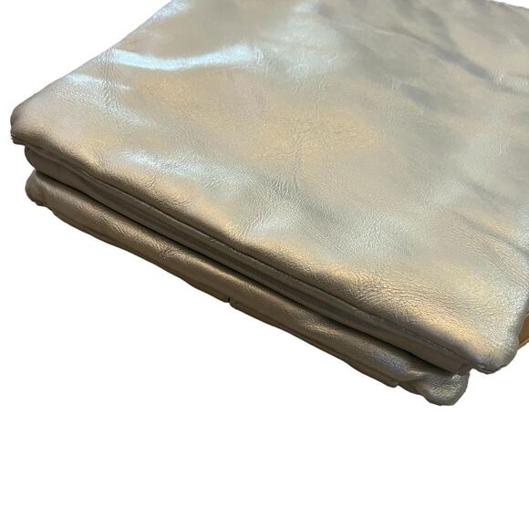 Metallic Gold Multi Pocket Zip Close Adjustable Strap Cross Body Purse Bag - Picture 4 of 8